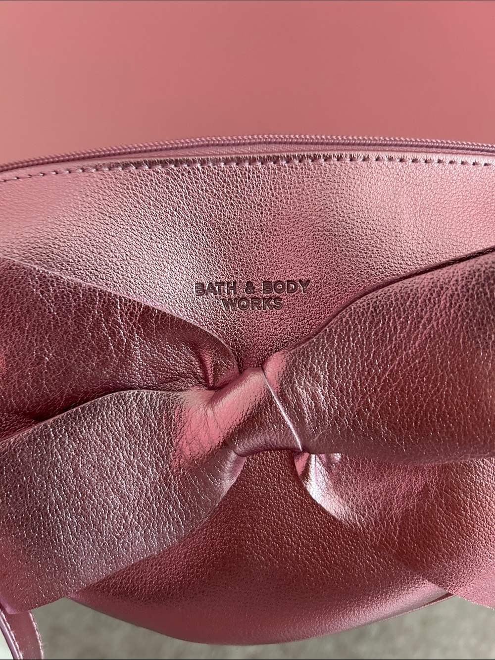 Bath & Body Works Pink Bow Hand Bag - Picture 4 of 4